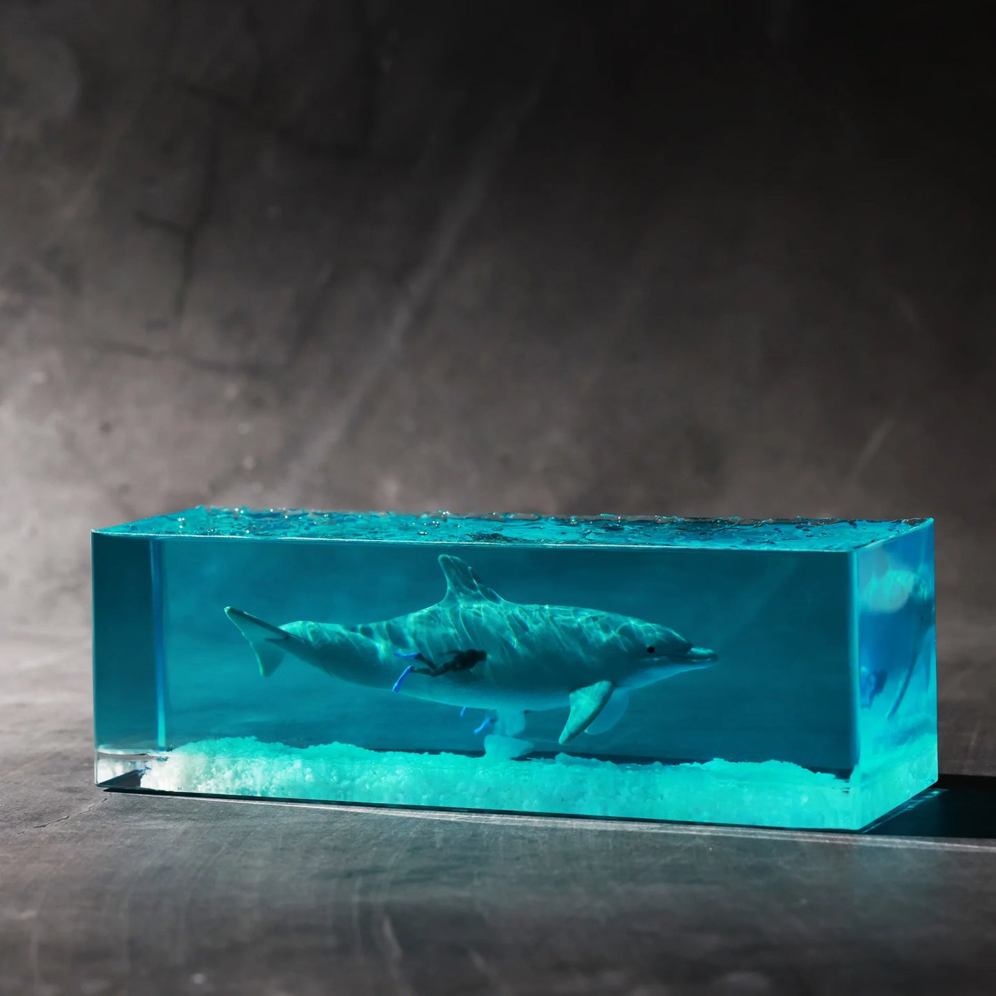 NEW High-End Atmosphere Marine Resin Whale Luminous Solid Wood Creative Handicrafts Ornaments Home Decorations Birthday Gifts