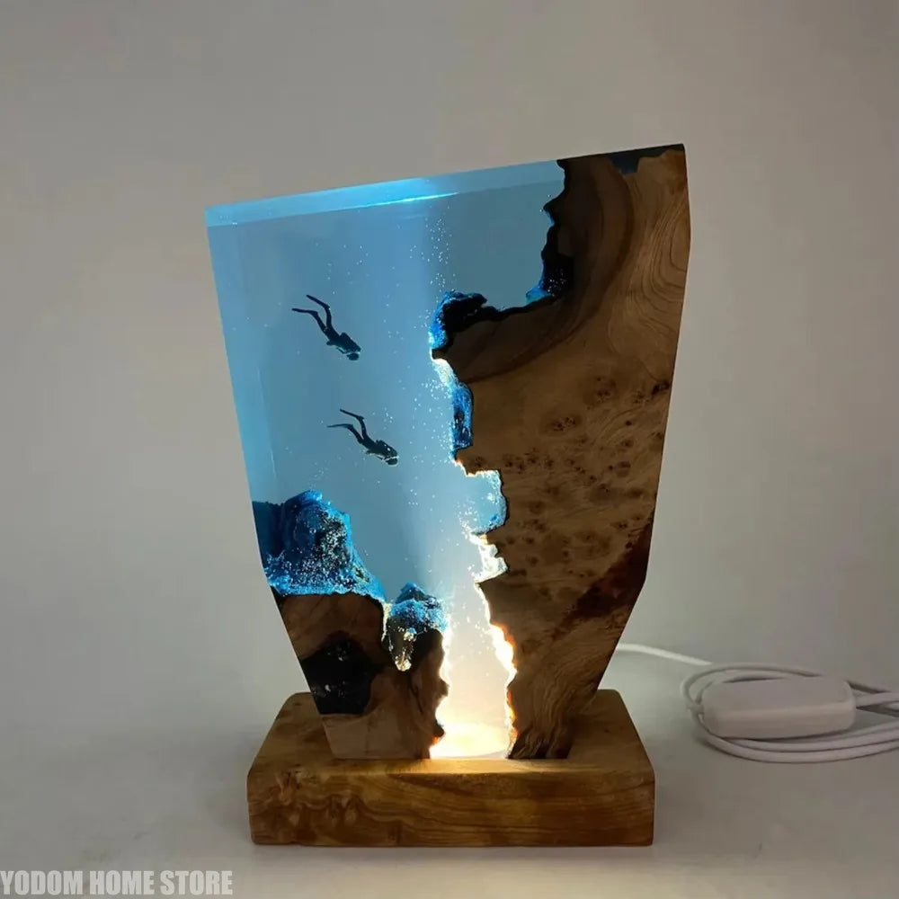 New Seabed World Organism Resin Table Light Creactive Art Decoration Lamp Diving Cave Explorationtheme Night Light USB Charge